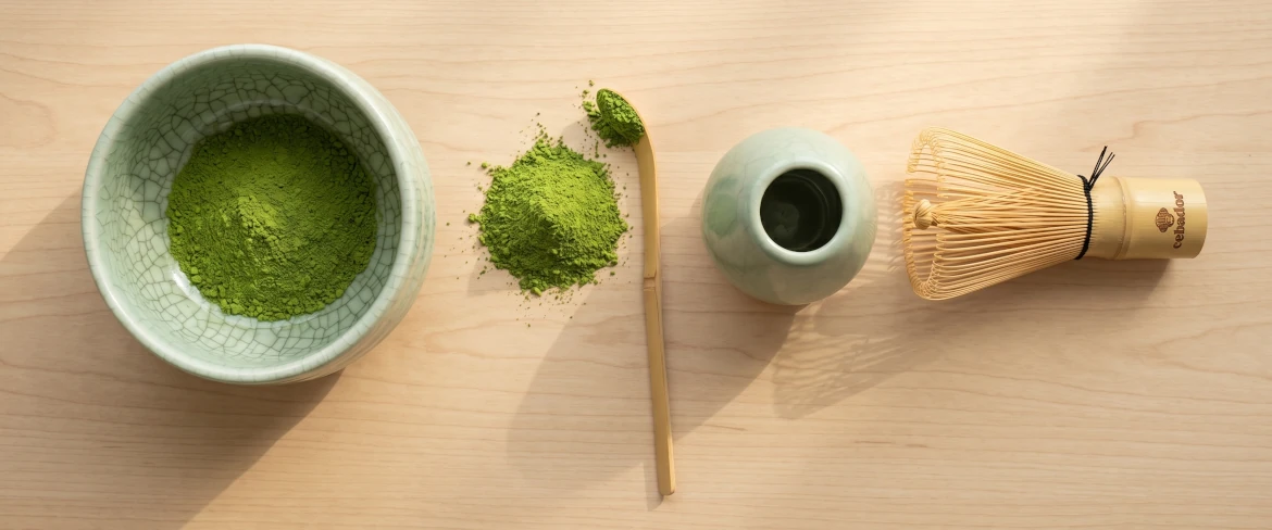 Matcha-Zubehör – Matchawan, Chasen, Chashaku und Matcha-Pulver
