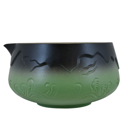 Matchawan – Keramisches Schälchen für Matcha mit Ausguss – Mountain (grün)