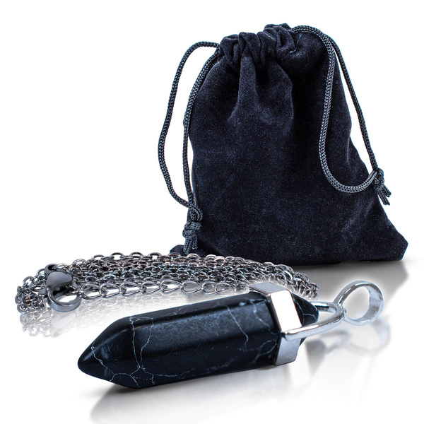 Anhänger mit schwarzem Türkis im Beutel + Kette