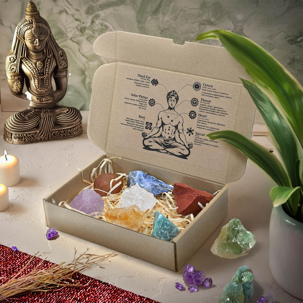 Set aus Natursteinen und Kristallen - Esoterik, Yoga, Meditation